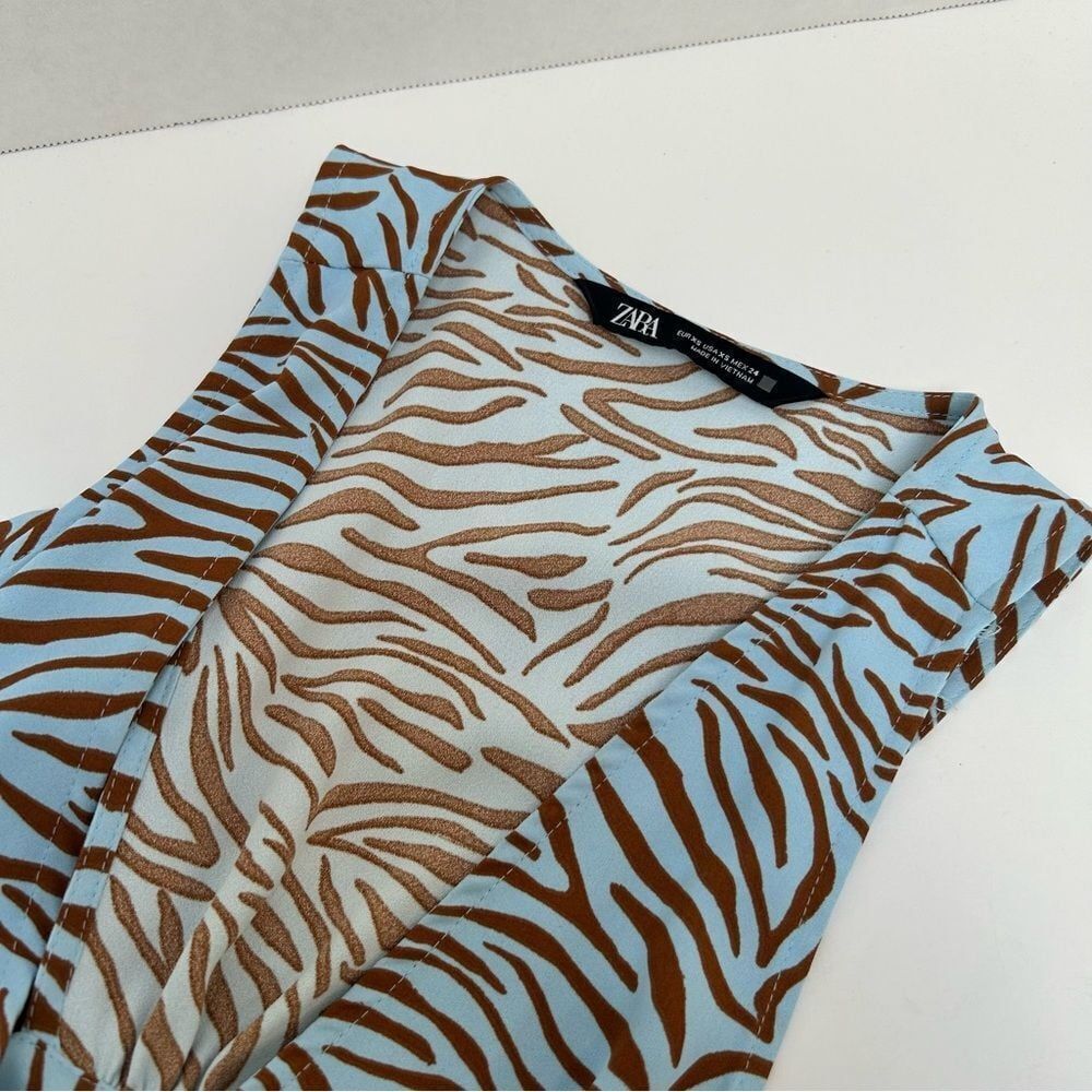 Zara Zebra Print Blue & Brown Polyester V-Neck Front Slit Midi‎ Dress size XS